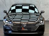 Volkswagen Arteon 4Motion 2.0 TSI R-LINE |8-FACH|MASSAGE - Volkswagen Arteon aus 2017