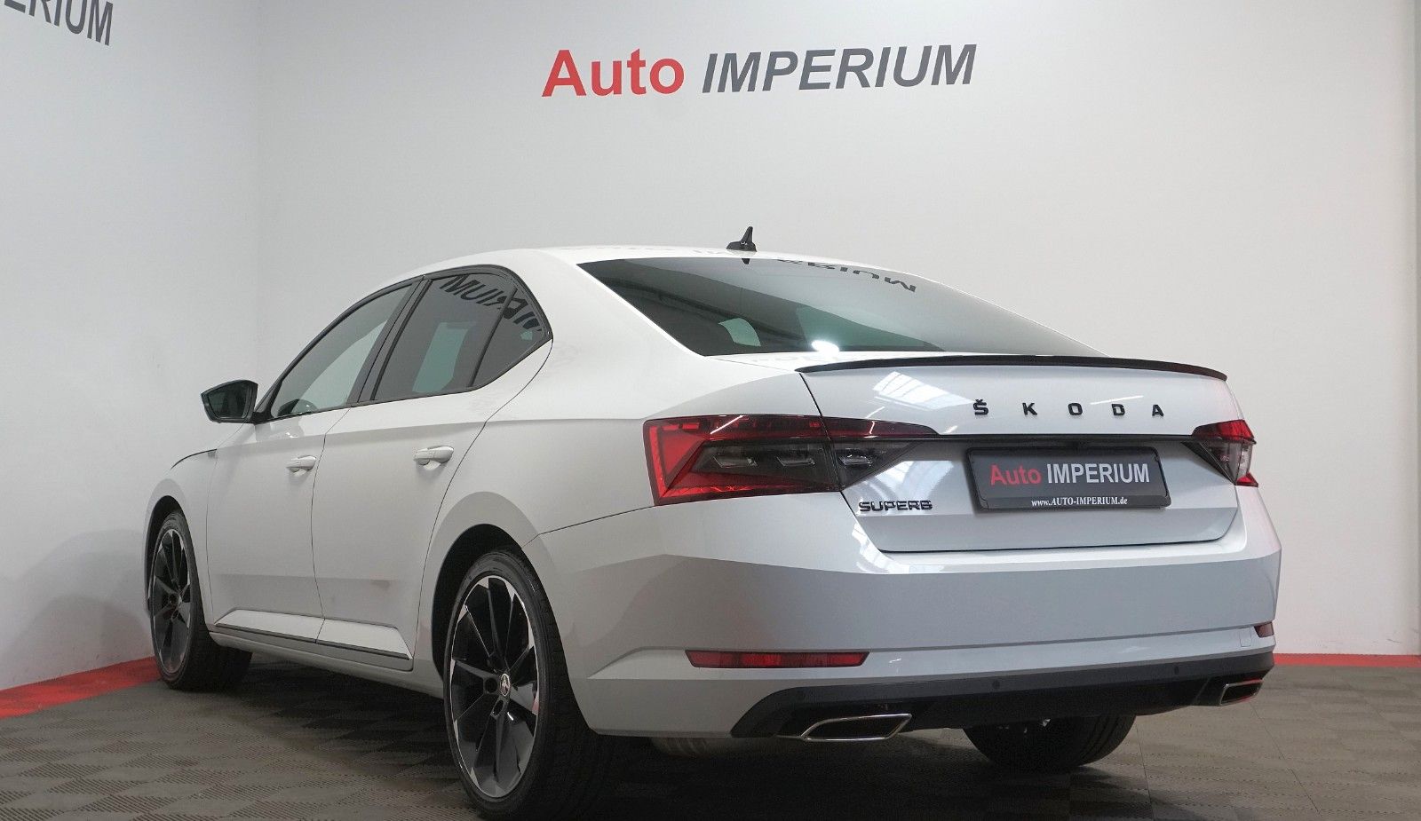 Skoda Superb Sportline 2.0 TSI 4x4 360 PANO MATRIX foto 7