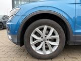 Volkswagen Tiguan Highline BMT Start-Stopp 4Motion AHK - Volkswagen Tiguan: Blau, Schiebedach