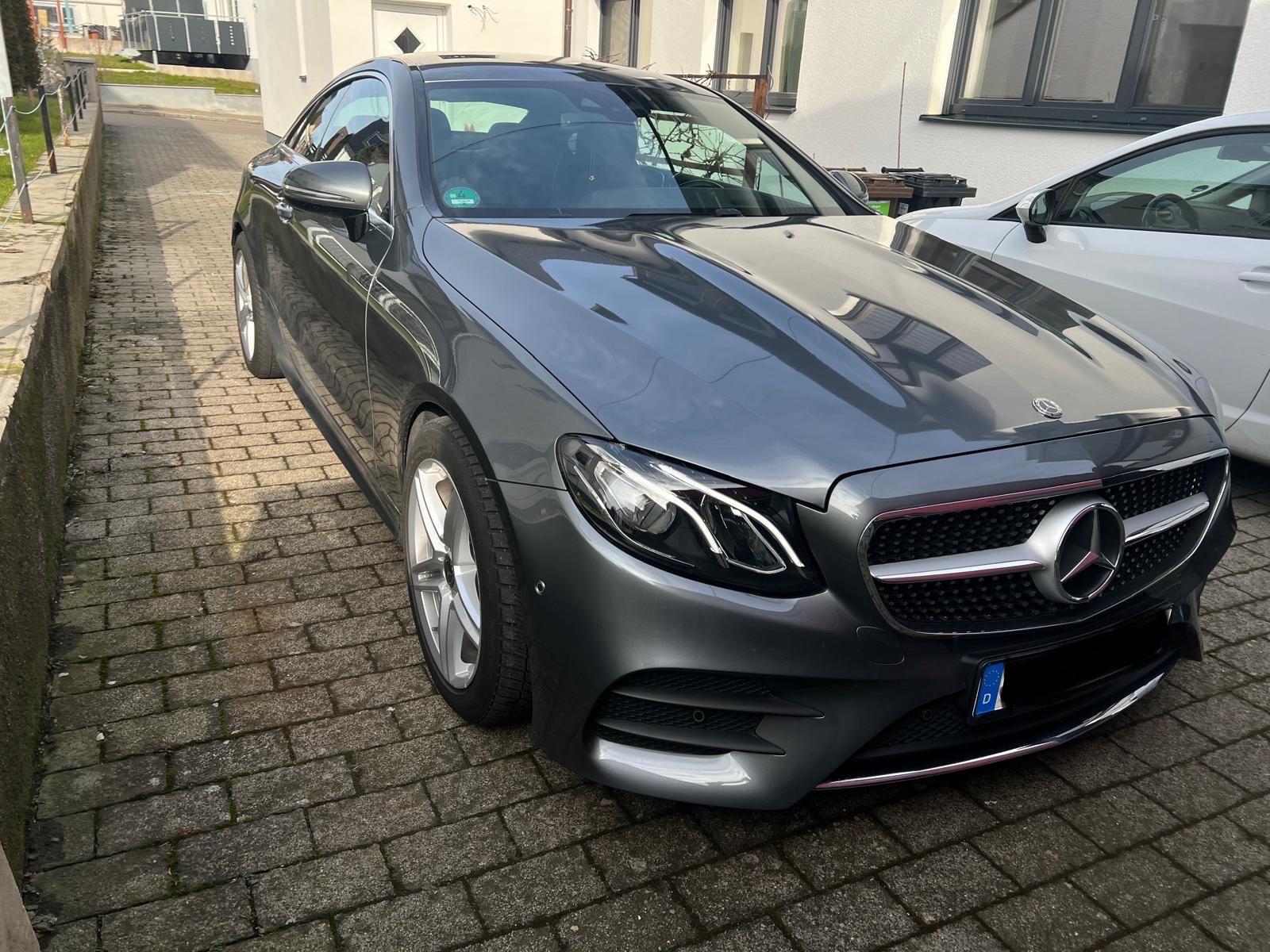 Mercedes-Benz E 200  Coupé AMG-Line LED Widescreen 