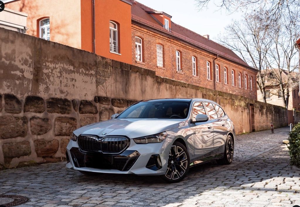 Image of BMW 520