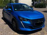 Peugeot e-208 136 Allure, Batteriezertifikat + Garantie - blaue Peugeot e-208