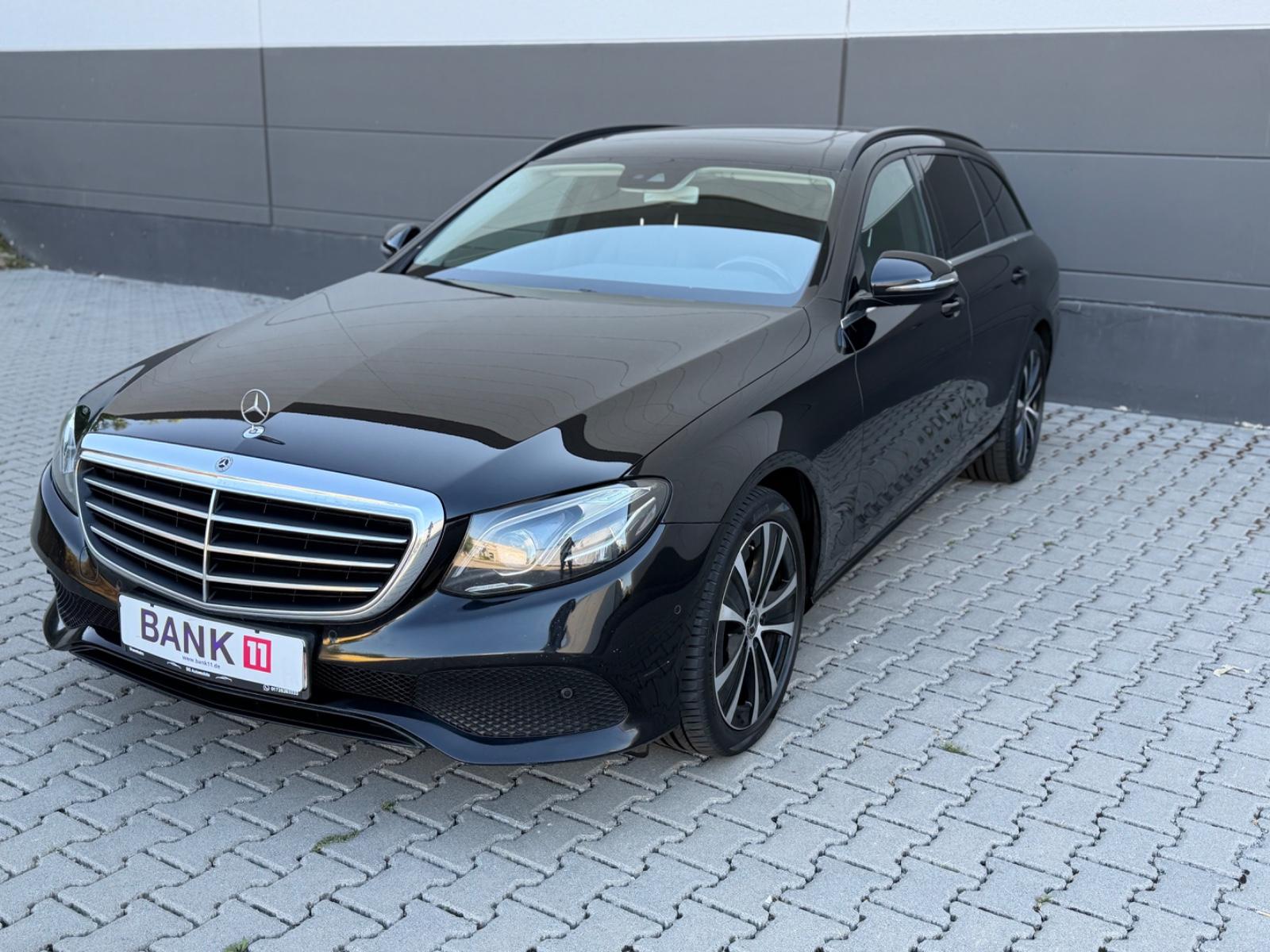 Mercedes-Benz E220dT 4Matic Business*LED*Speedtronic*AHK*8fach