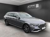 Mercedes-Benz E 300 e Pano*HUD*360*Twinkel*LED*Leder*Navi*DAB - mit Hybrid-Antrieb: Grau, Luftfederung