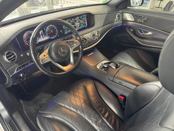 Mercedes S 560 - 12