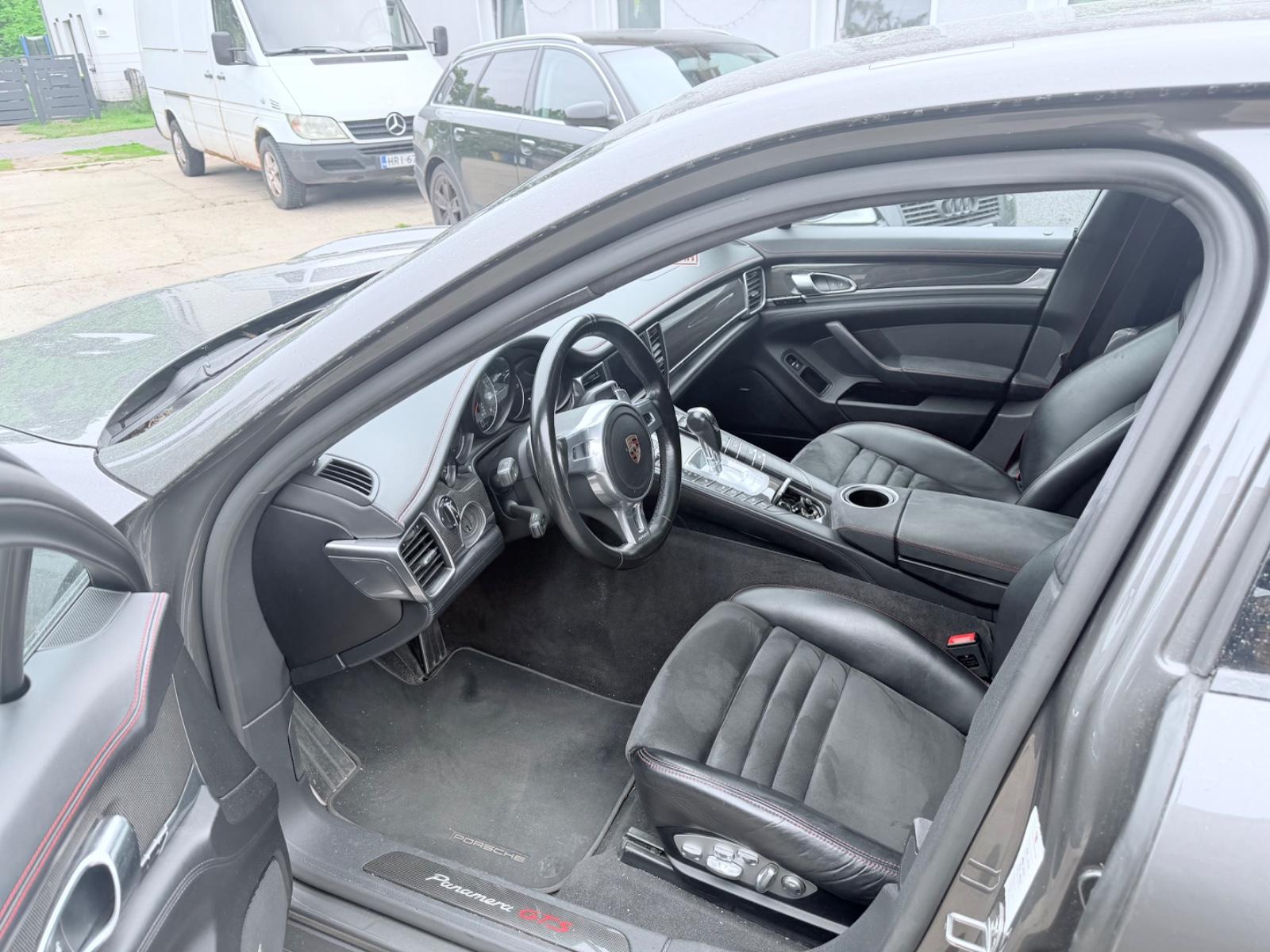 Porsche Panamera GTS 21 Zoll!