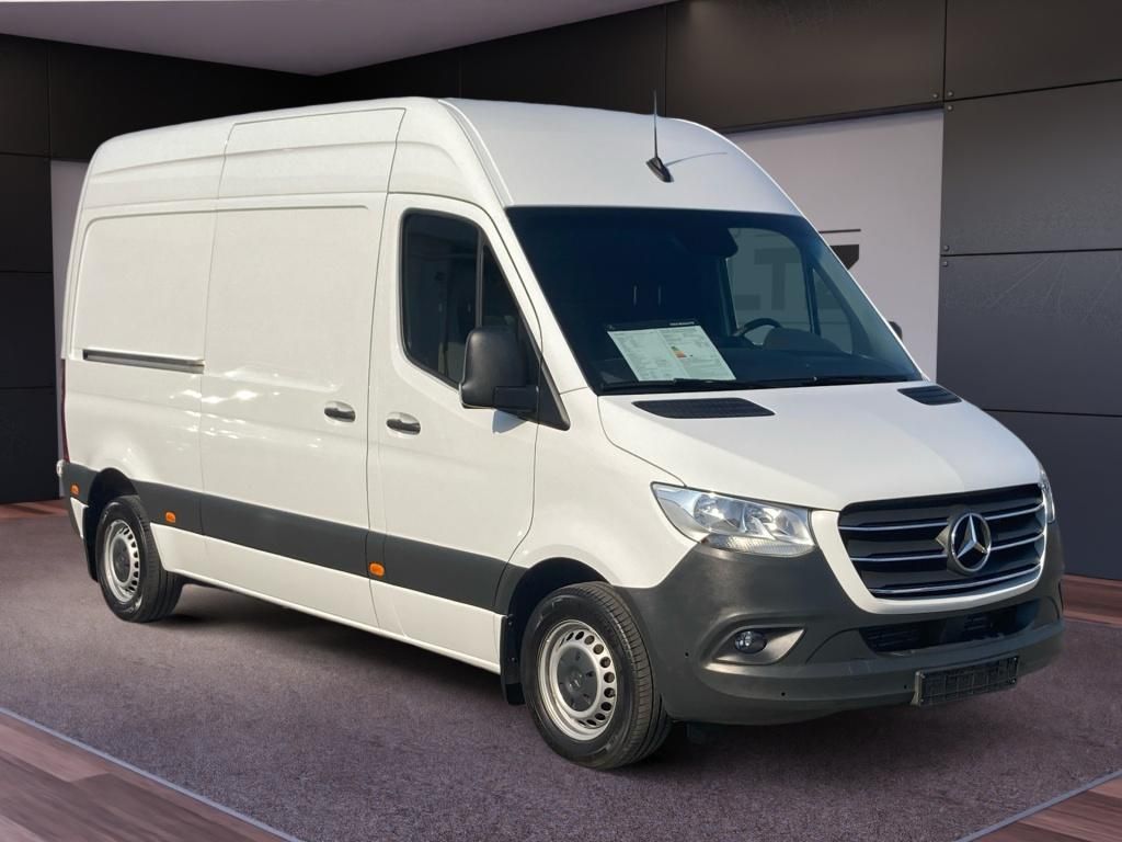 Fahrzeugabbildung Mercedes-Benz Sprinter 214 CDI *AHK*SpurW*PDC*SHZ*KlimaA*Kam.