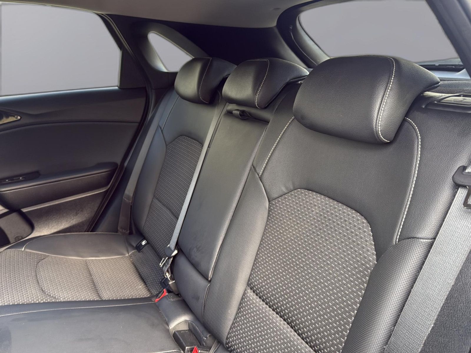 Fahrzeugabbildung Kia cee'd / Ceed 1.4 TGDi/ unfallfrei/AHK