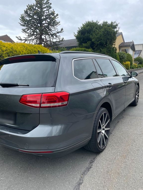 Image of Volkswagen Passat Variant