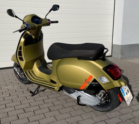 Vespa 300 GTS Supersport