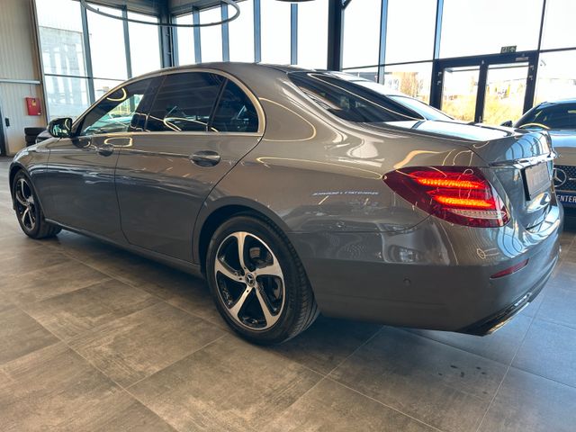 MYAUTOCENTER – Gebraucht- und Jahreswagen mit Werkstattservice in Pfaffenhofen Mercedes-Benz E 220 E Limousine *AVANTGARDE*KAM*HUD*AHK*PDC*