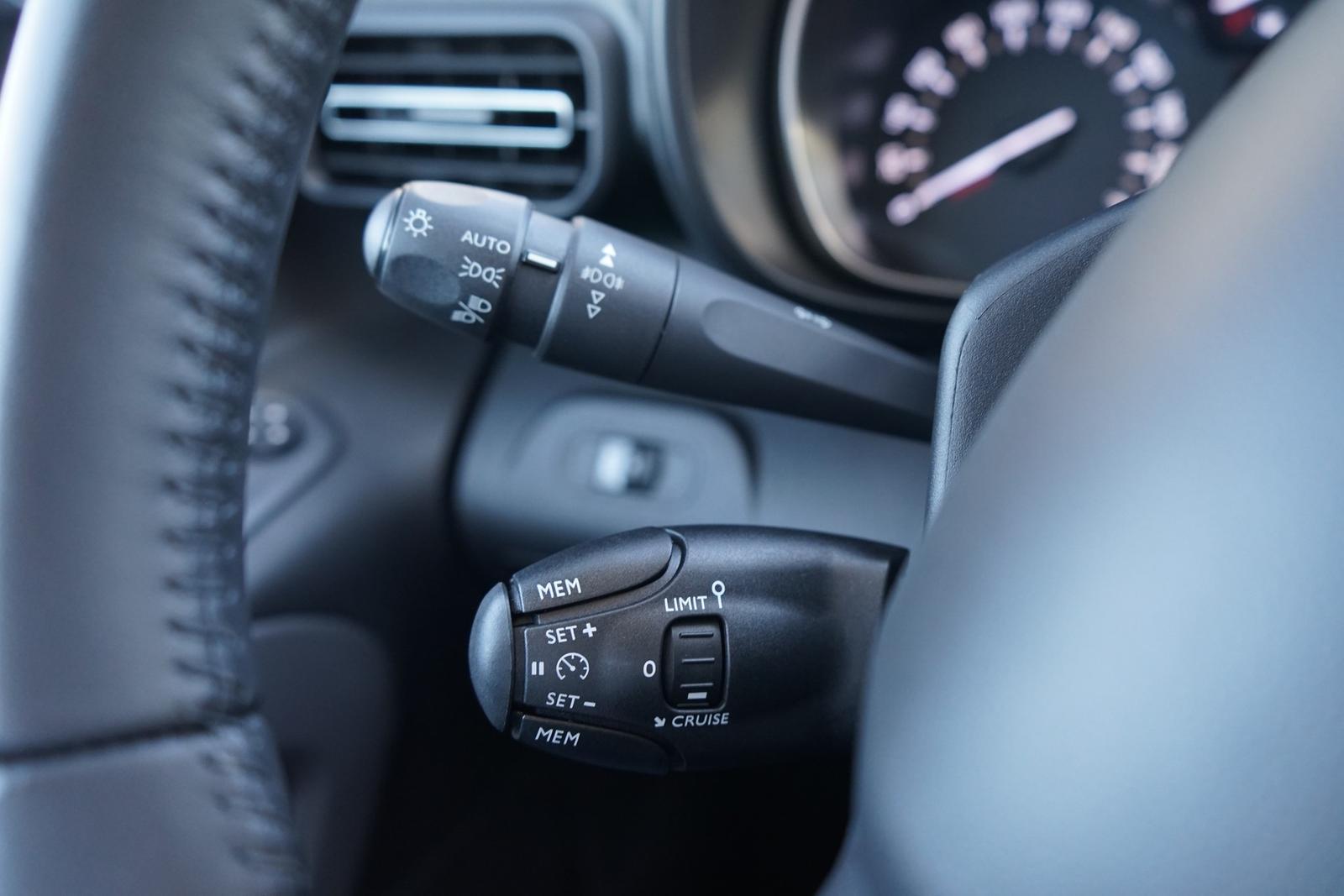 Toyota Proace City Verso 1.2 L1 Navi ACC Kamera DAB PDC