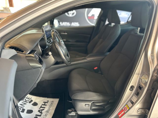 Toyota C-HR  Hybrid Flow