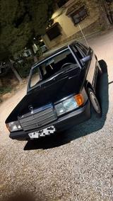 Mercedes-Benz 190 - Mercedes-Benz 190 aus 1984