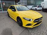 Mercedes-Benz A 180  AMG-Paket - Mercedes-Benz mit Benzin-Antrieb: Limousine, 180 AMG Paket