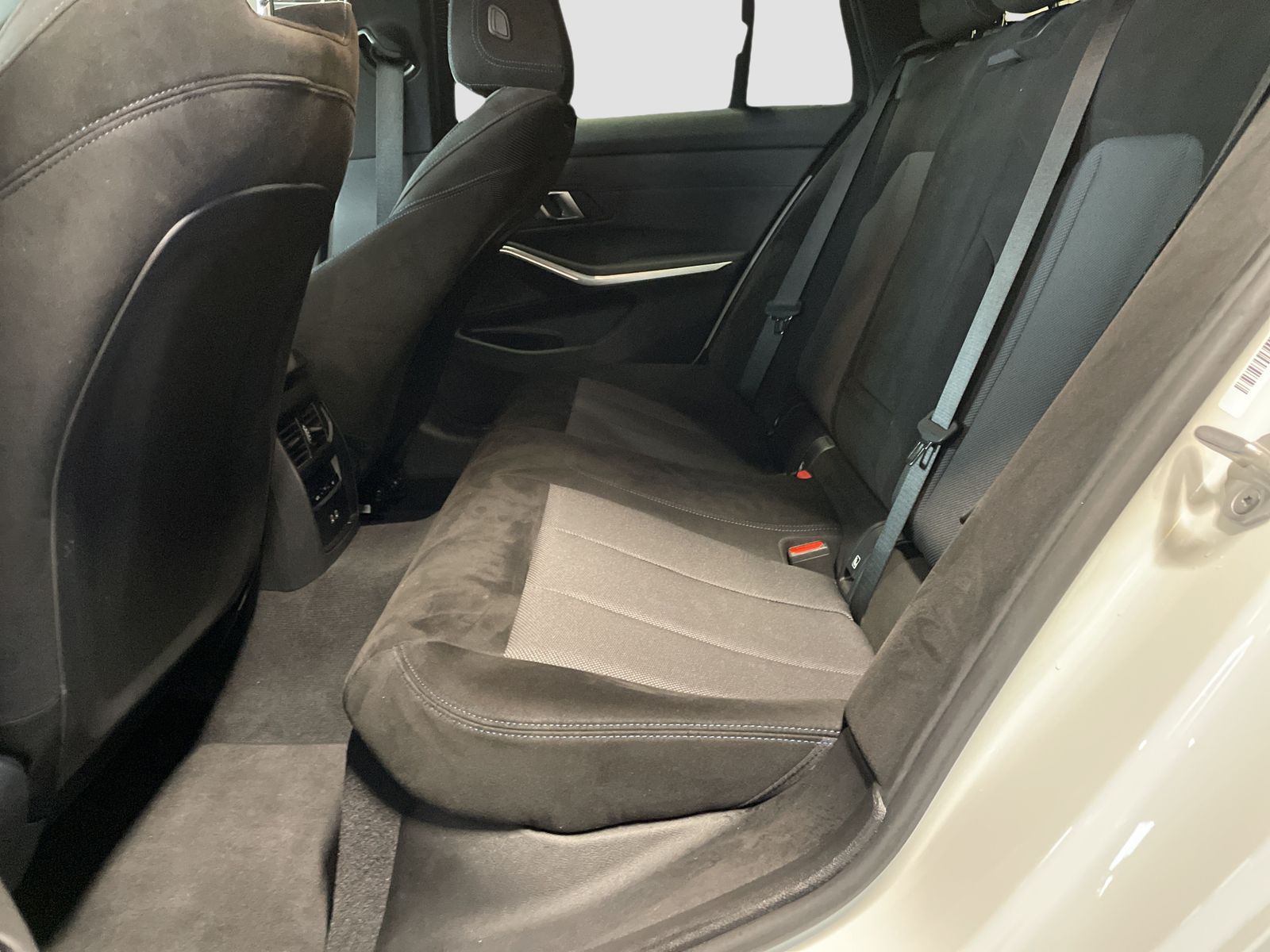 BMW 320 - Bild 13