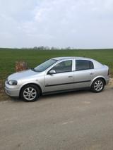 Opel Astra 1.6 Njoy Njoy - Opel Astra Njoy mit Benzin-Antrieb