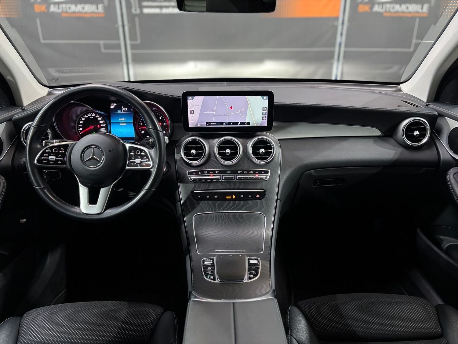 Fahrzeugabbildung Mercedes-Benz GLC 400 d 4Matic AMG#Kamera#ACC#Spur#LED