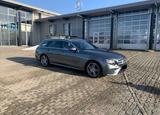 Mercedes-Benz E 200 4MATIC T Autom. - AMG - Privatanbieter Berlin gebraucht