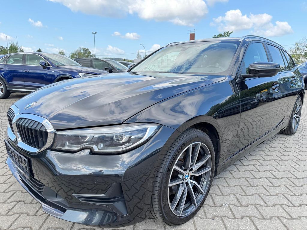 Image of BMW 320