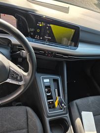 Volkswagen Golf - 10