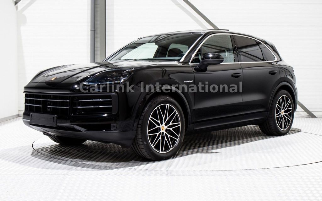 Porsche Cayenne E-Hybrid -ACC-PANO-LUFT-BOSE-LEDER-