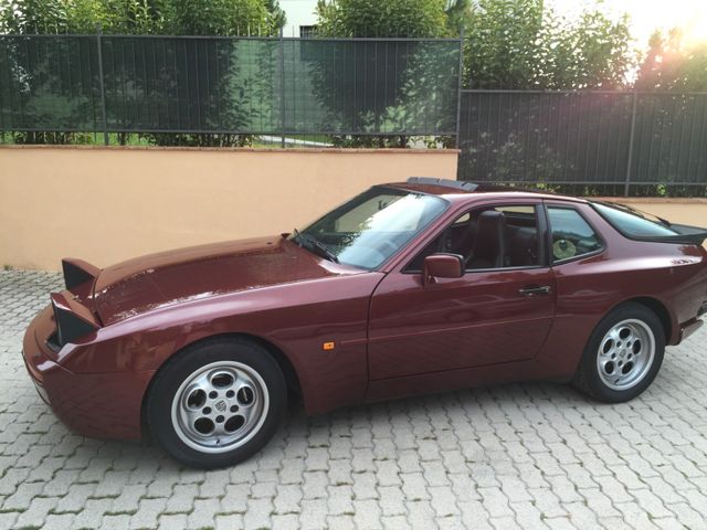 Porsche 944 Turbo Targa