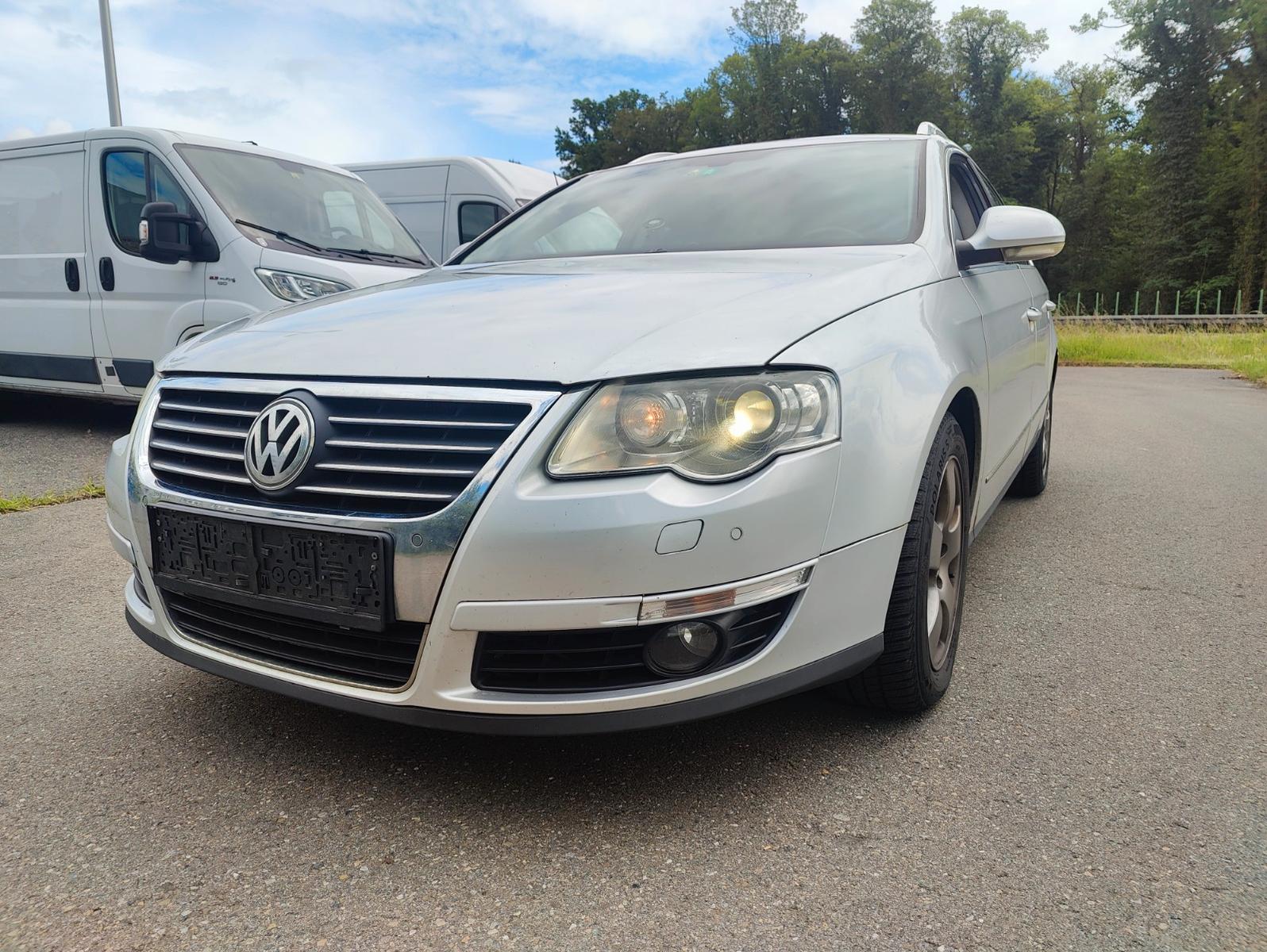 Volkswagen Passat Variant Highline 4Motion / NAVI /