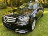 Mercedes-Benz C 180 C -Klasse Lim. C 180 CGI BlueEfficiency - Mercedes-Benz C 180 aus 2012: Limousine