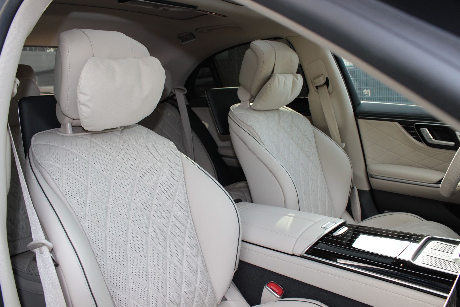 Fahrzeugabbildung Mercedes-Benz S 580 4Matic  Limousine *MY27*