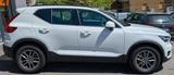 Volvo XC 40 2WD Navi*LED*PDC*TMP*SHZ*Euro6*ALU*T3*TOP - gebrauchte Volvo XC40 aus dem Jahr 2018