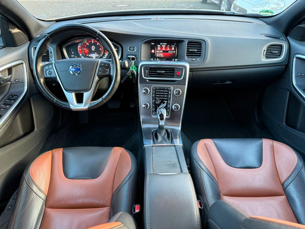 Volvo V60 Cross Country