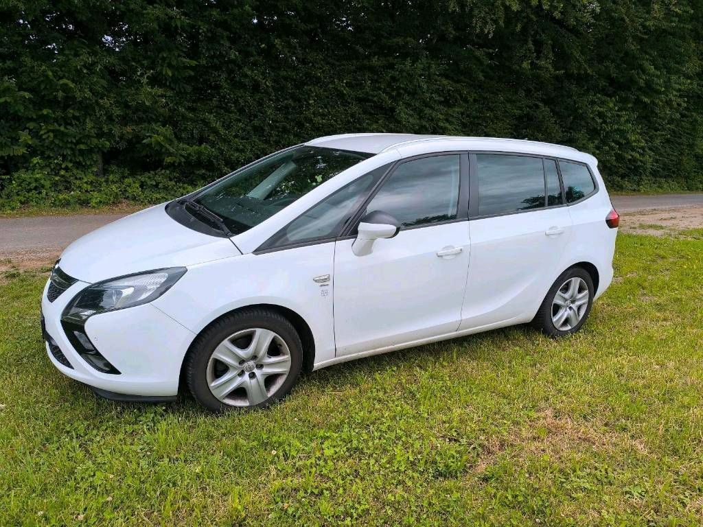 Image of Opel Zafira Tourer