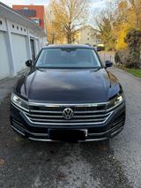 Volkswagen Touareg 3.0 V6 TDI SCR 4MOTION Tiptronic - - VW Touareg Gebrauchtwagen in München
