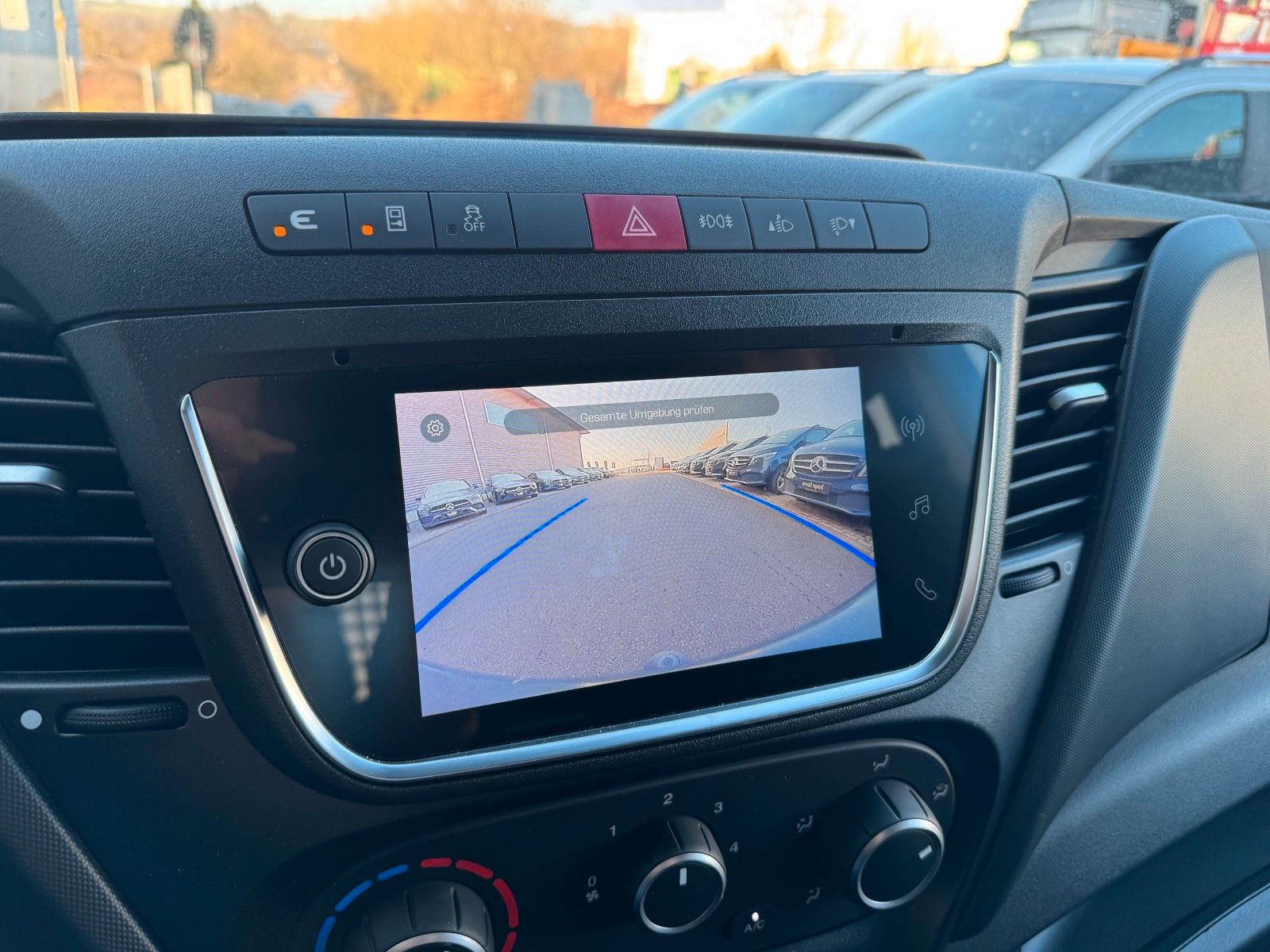 Fahrzeugabbildung Iveco Daily 35S16 A8 *R3.450mm*Automatik*AHK*Standh*