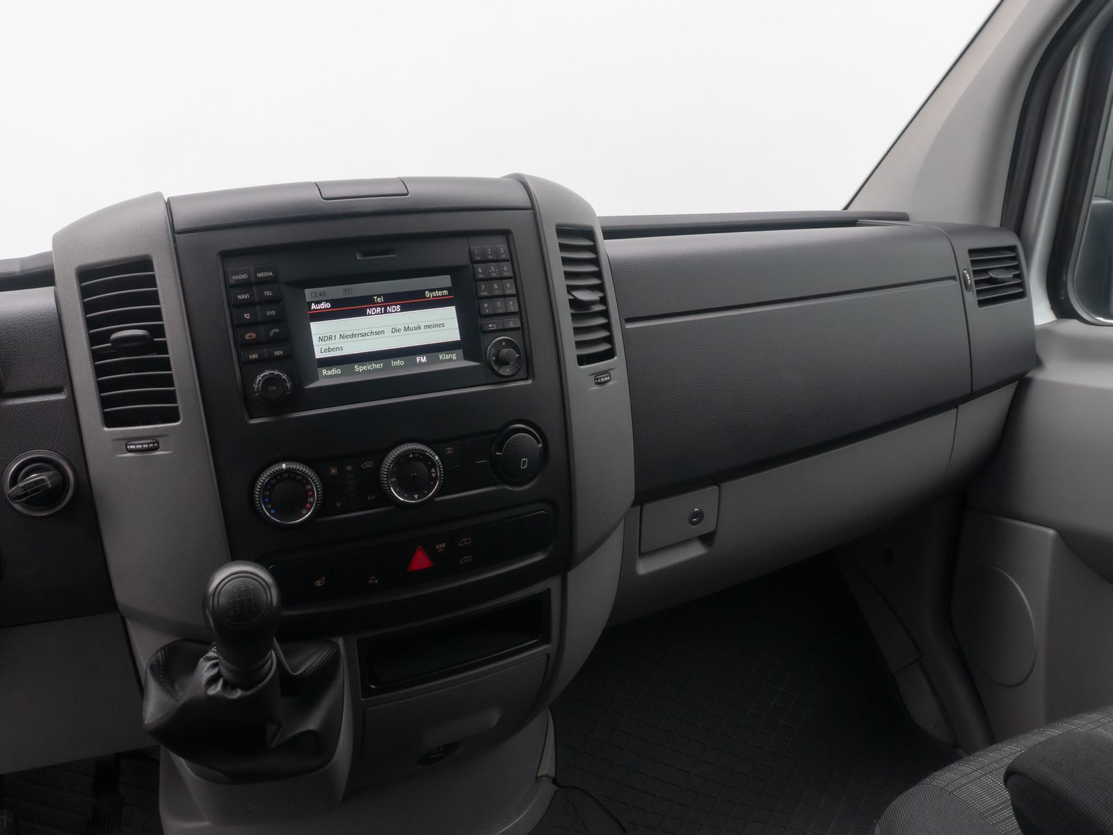 Fahrzeugabbildung Mercedes-Benz  Sprinter II Kasten 211 CDI