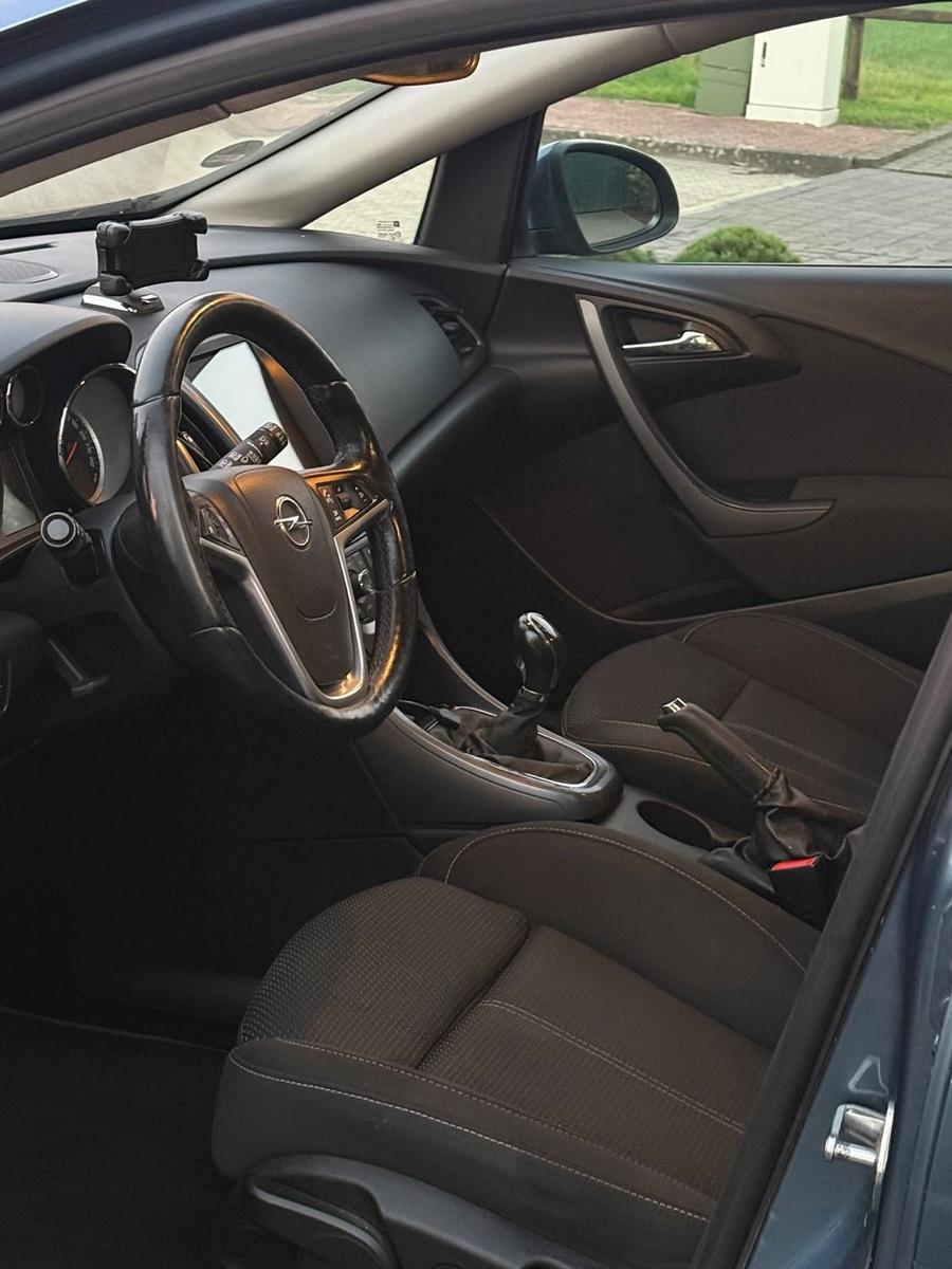 Opel Astra 2015 — photo 5