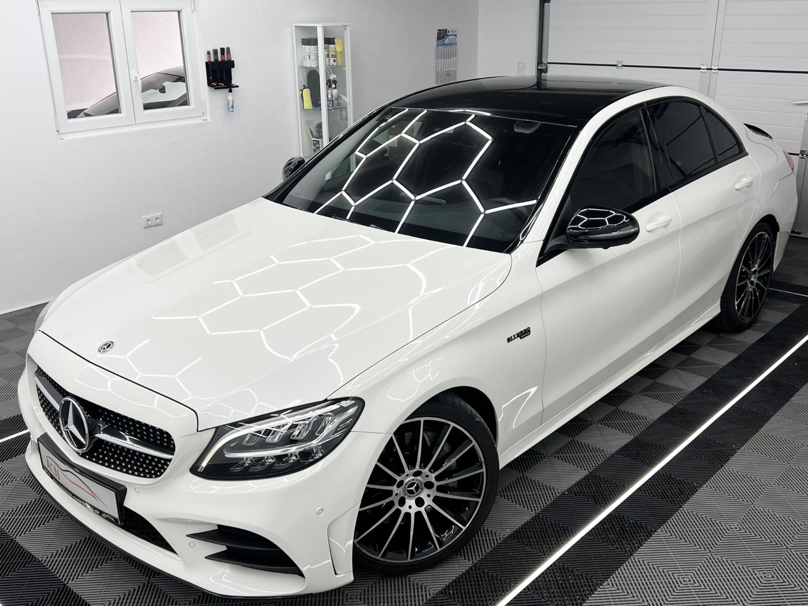 Fahrzeugabbildung Mercedes-Benz C 300 Lim. AMG-LINE/360*/BURMESTER/WIDESCREEN