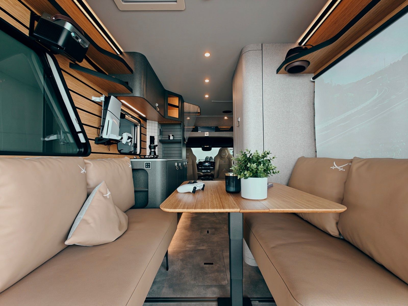 Fahrzeugabbildung HYMER / ERIBA / HYMERCAR VENTURE S 4x4² SANSIBAR LTD. by palmo