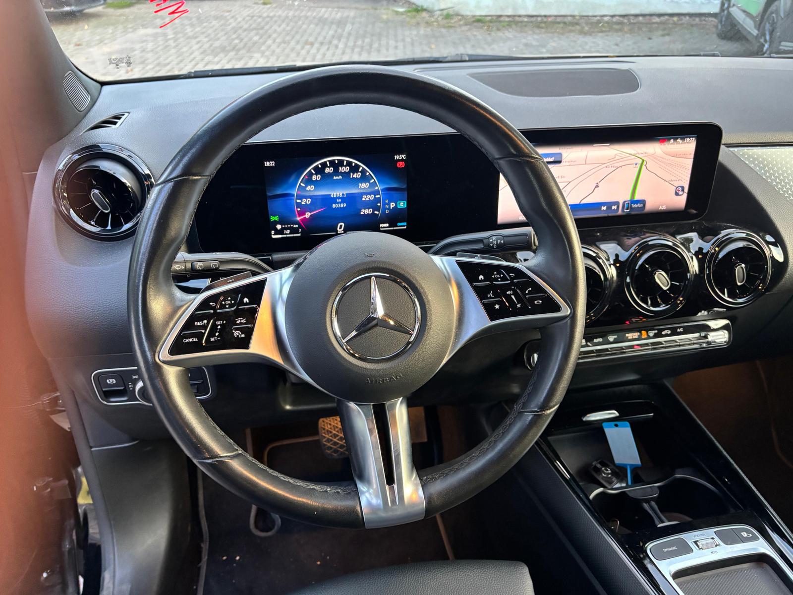 Mercedes-Benz GLA 7G LED+MBUX+VIRT+SHZ+KAM+T-LEDER+NAV+DAB, миниатюра 9