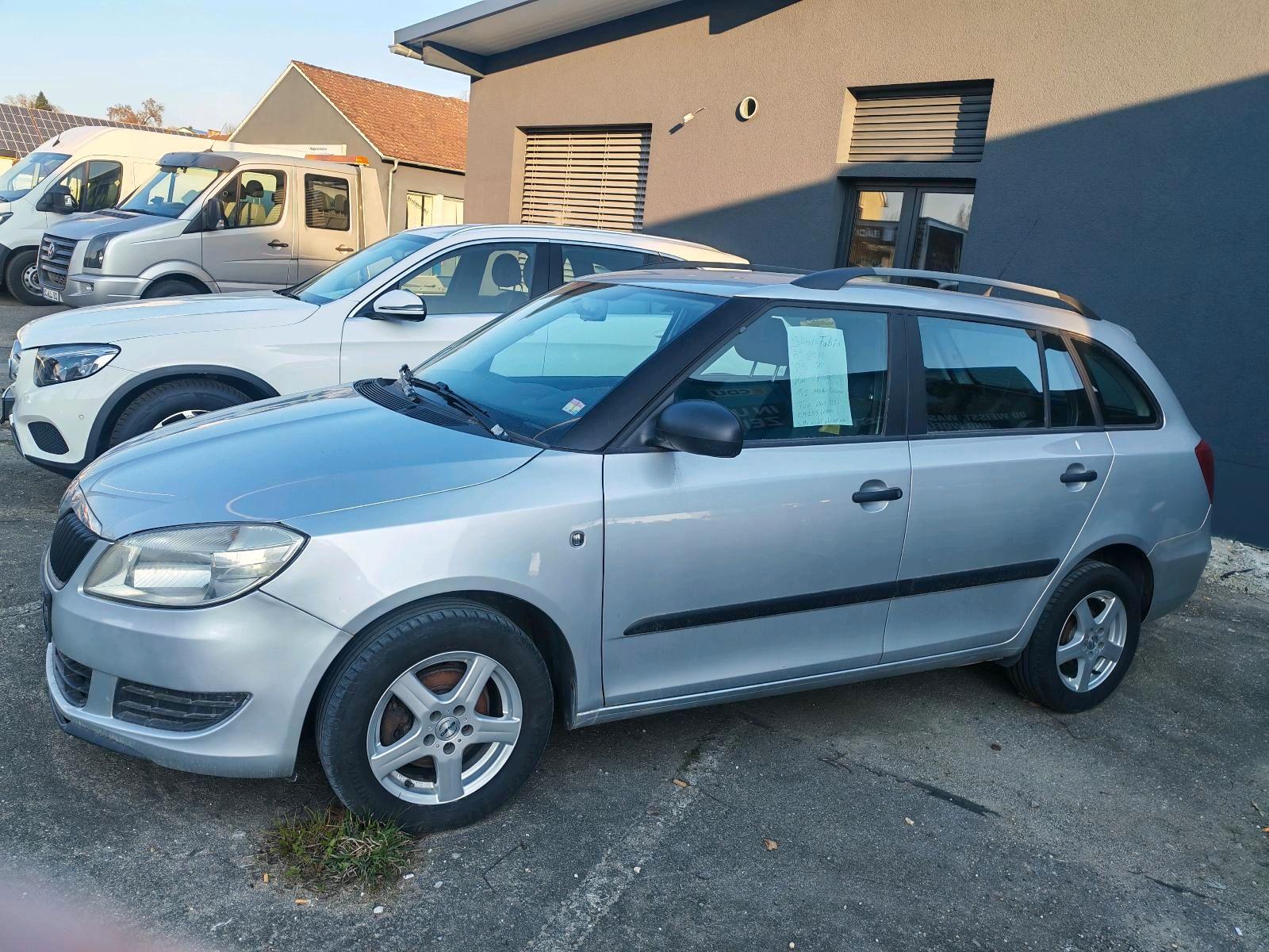 Skoda Fabia 2011 — photo 6