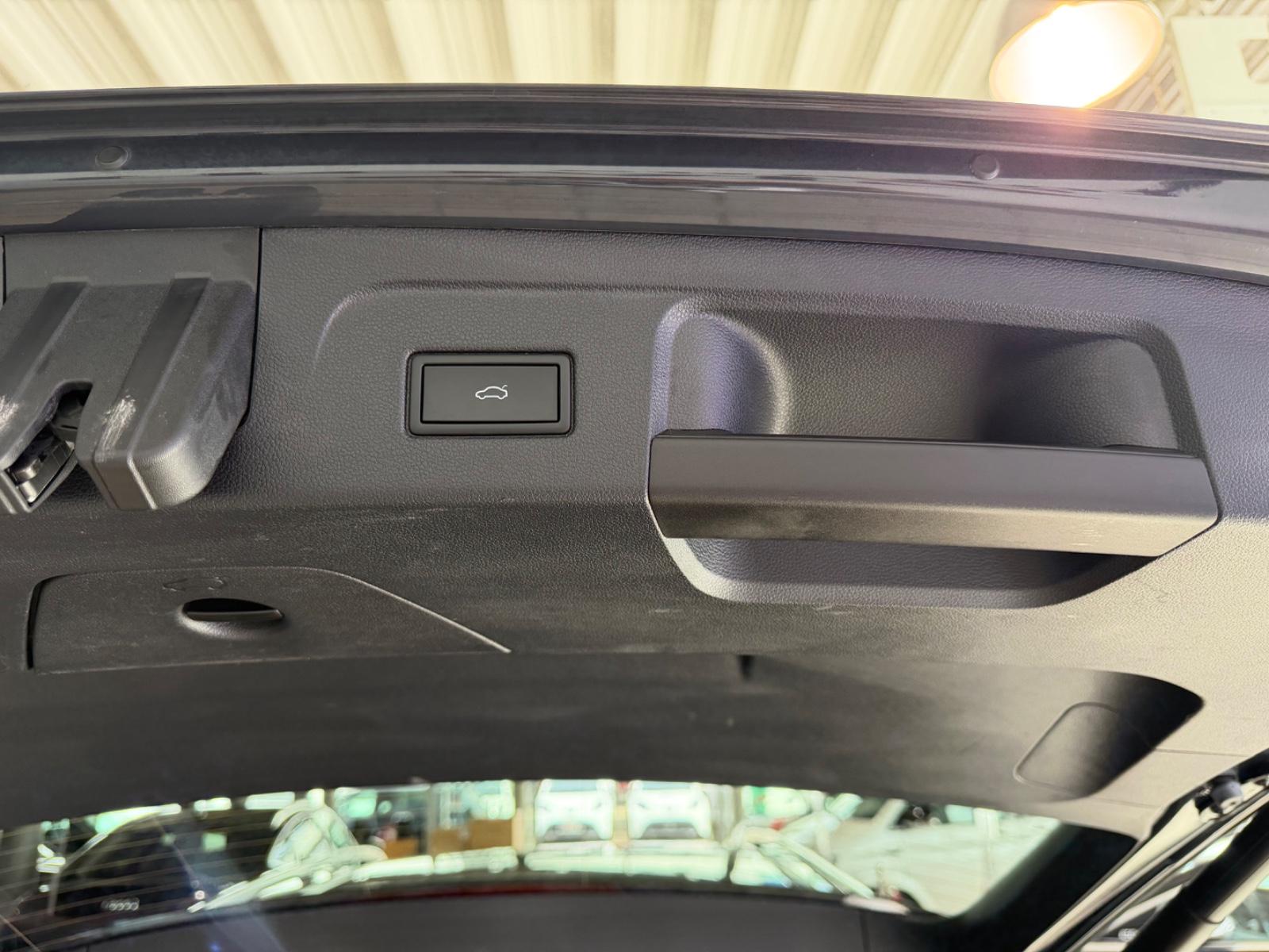 Volkswagen Touran Highline/ViCo/IQ.LIGHT/Cam/AHK/IQ.DRIVE, миниатюра 11