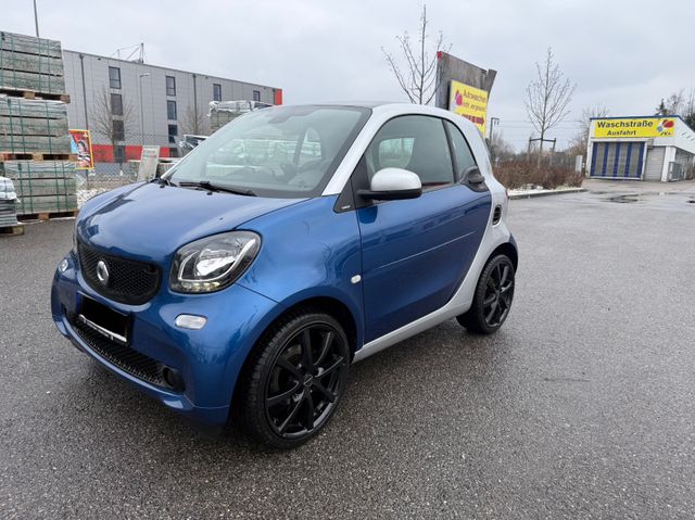 Smart ForTwo coupé 1.0 52kW-AUTOMATIK-