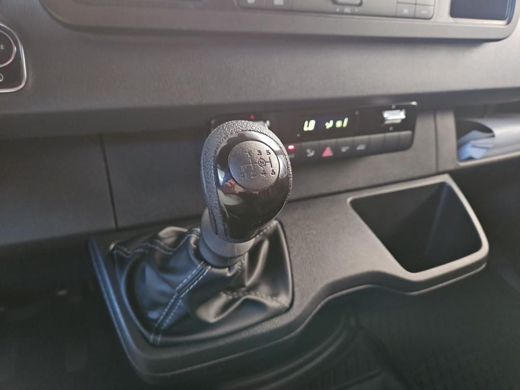 Fahrzeugabbildung Mercedes-Benz Sprinter 317 Kasten L2H2 SHZ 360° Navi Schwings.