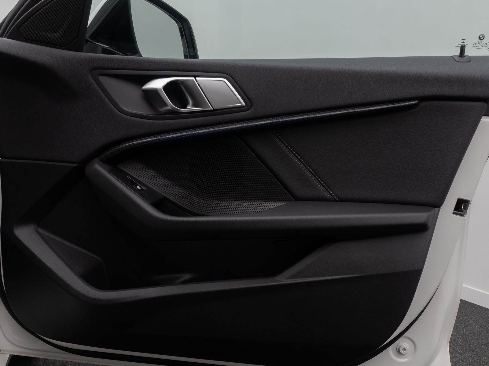 Fahrzeugabbildung BMW 118i Sport Line LED Navi DAB Tempomat