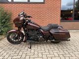 Harley-Davidson CVO Street Glide - HARLEY-DAVIDSON CVO