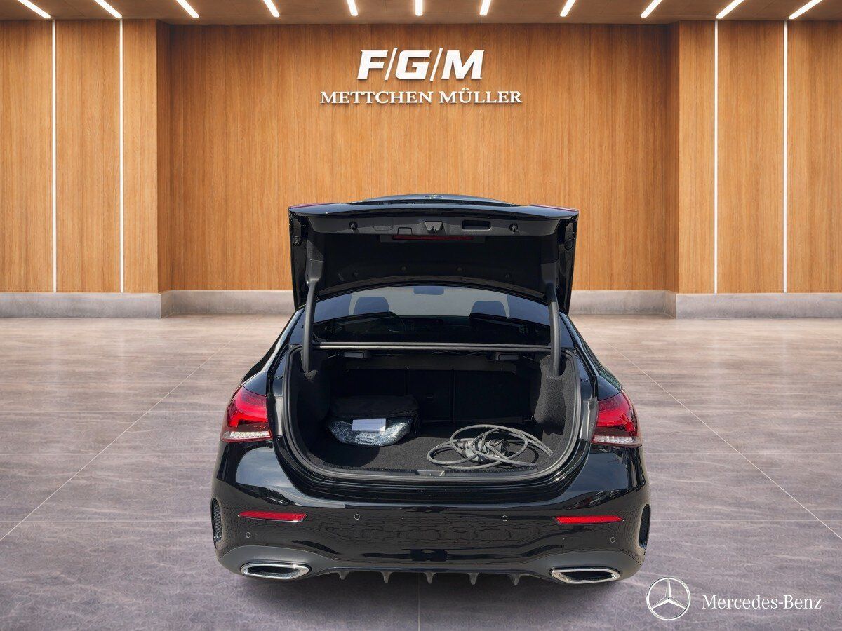 Mercedes-Benz A 250e Limousine AMG PANO CARPLAY NIGHT AMB. LED foto 5