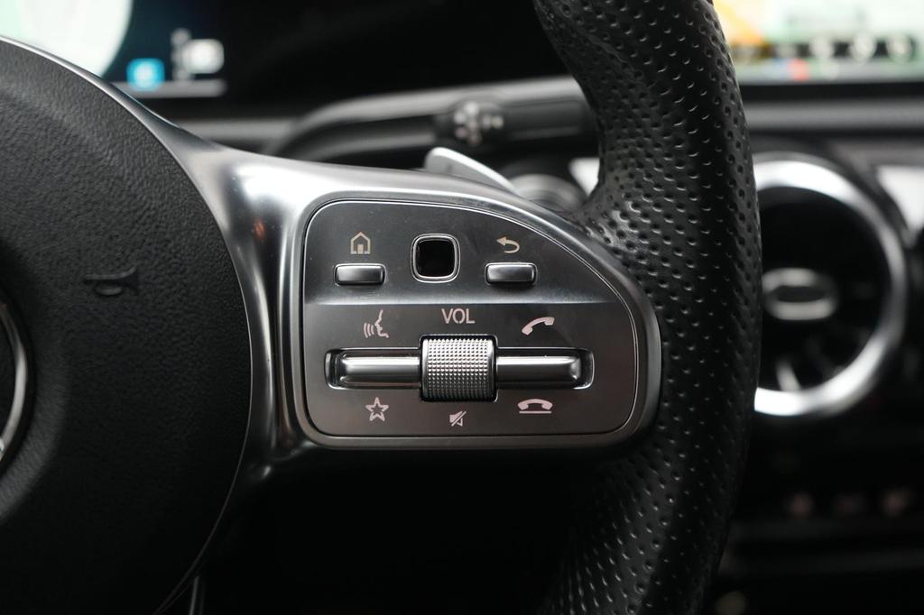 Mercedes-Benz CLA 220 Shooting Brake