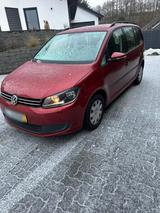 Volkswagen Touran Familienauto, sieben Sitzer - : Van, Familien