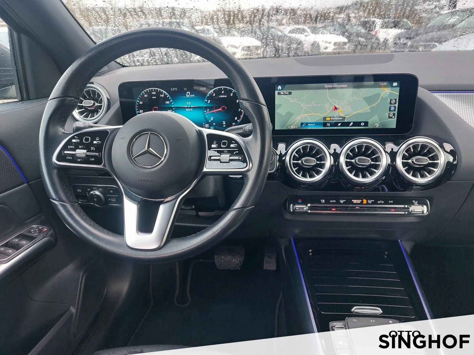 Fahrzeugabbildung Mercedes-Benz GLA 180 Progressive AHK+LED+Rü Kam+MBUX+Ambiente